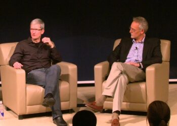 Tim Cook: por qué la simplicidad es su arma secreta en la toma de decisiones